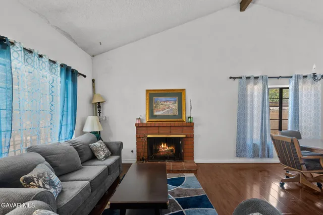 $2,650 | 663 Eston Place, Lancaster, CA 93535