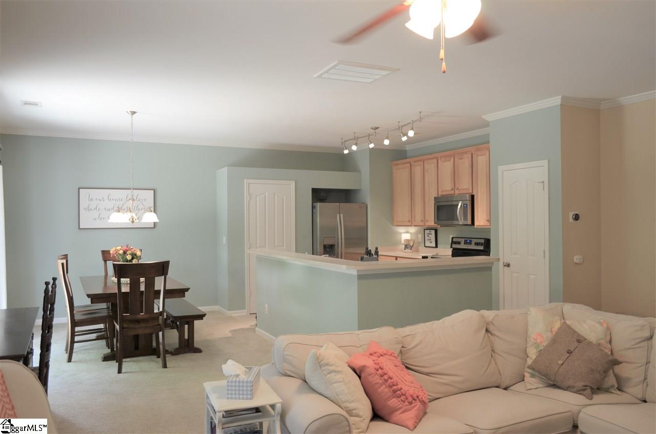 10 Knoll Ridge Drive Greer, SC 29650 - Photo 7 of 34 Gallery Image 7