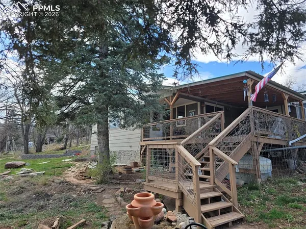 $262,500 | 8789 Grand Avenue, Beulah, CO 81023
