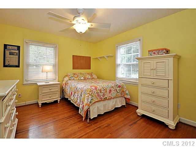 2908 Goneaway Road Charlotte, NC 28210 - Photo 11 of 16 Gallery Image 11