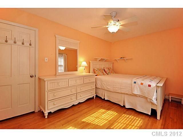 2908 Goneaway Road Charlotte, NC 28210 - Photo 14 of 16 Gallery Image 14