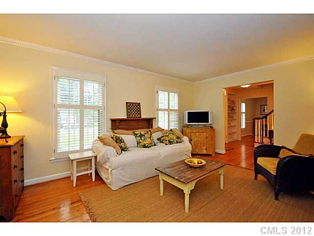 2908 Goneaway Road Charlotte, NC 28210 - Photo 7 of 16 Gallery Image 7