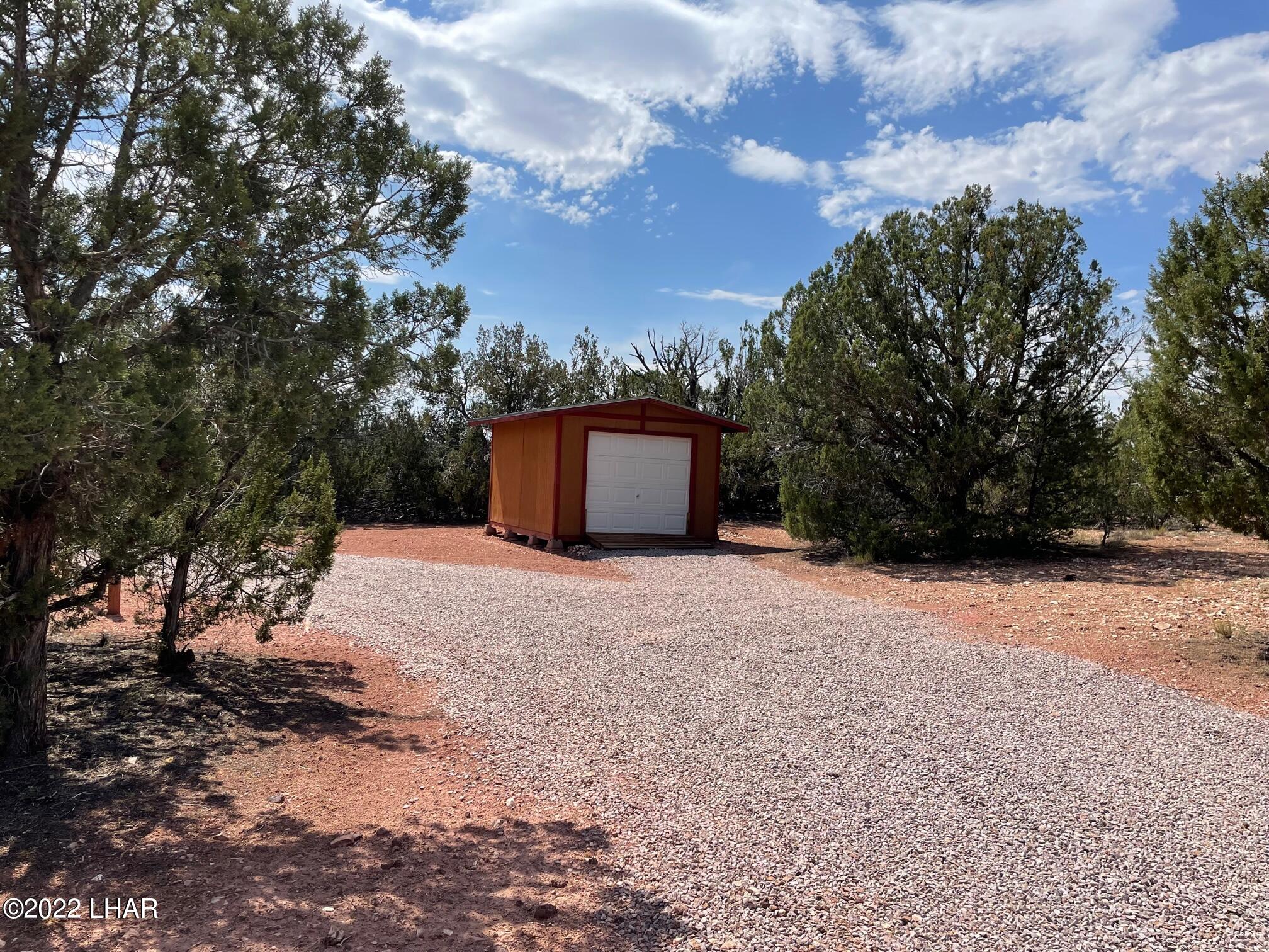 54505 Castano Road Seligman, AZ 86337 - Photo 6 of 39 IMG_4190