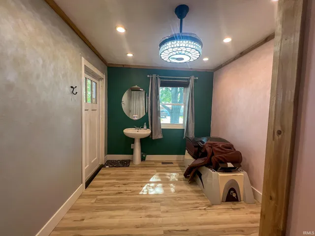 $270,000 | 429 Jay Street, Topeka, IN 46571