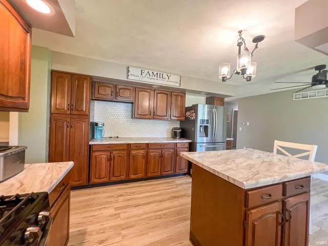 $270,000 | 429 Jay Street, Topeka, IN 46571