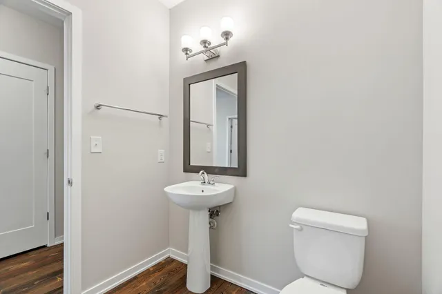 $4,940 | 465 Nicollet Mall, Unit 2404, Minneapolis, MN 55401