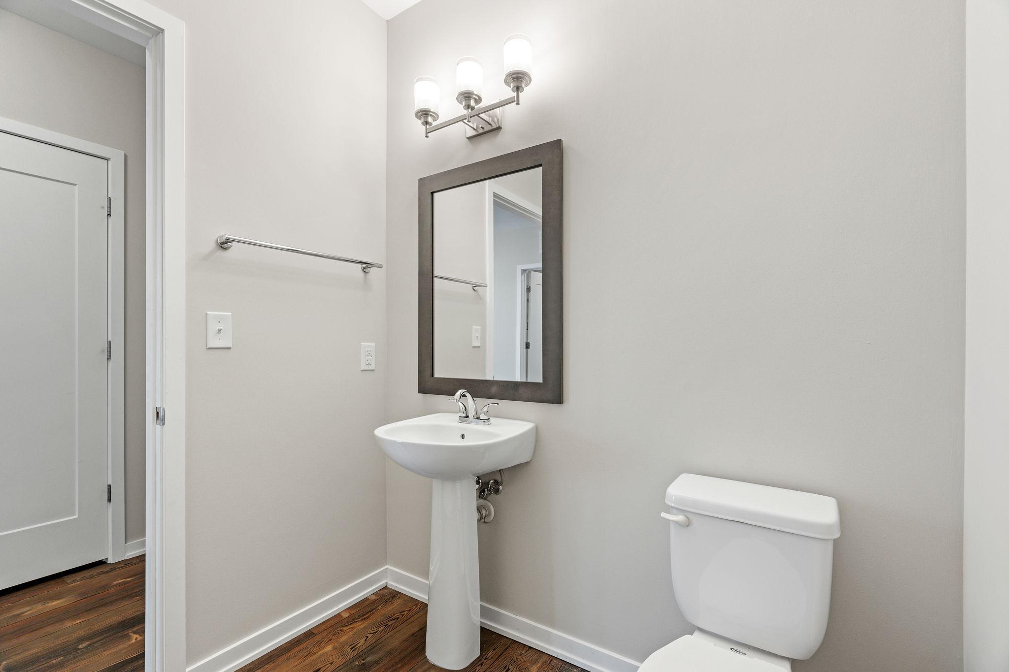 465 Nicollet Mall, Unit 2404 Minneapolis, MN 55401 - Photo 25 of 26