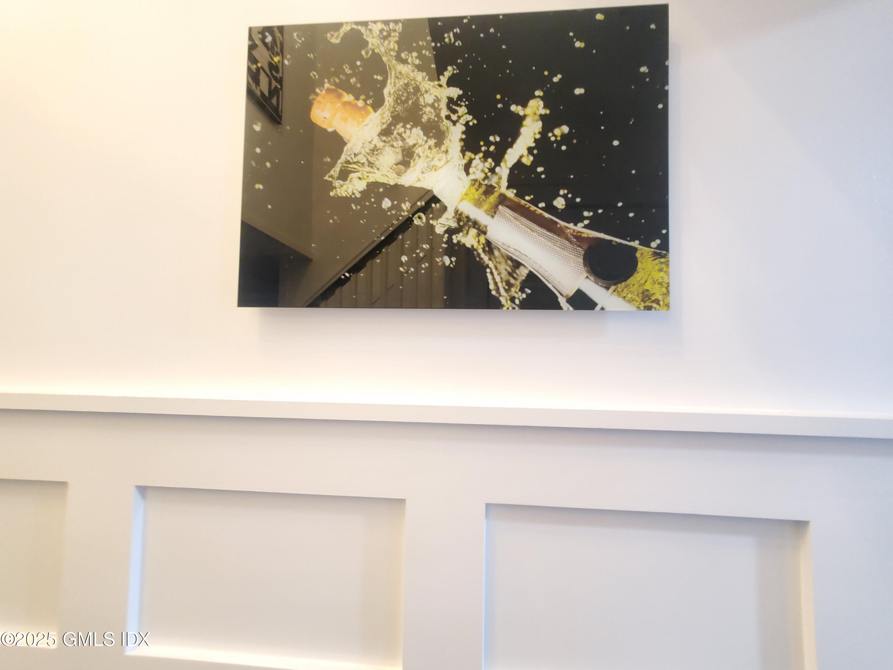 92 Valley Road, Unit A Cos Cob, CT 06807 - Photo 14 of 57 11-20220712_183957 - Copy - Copy