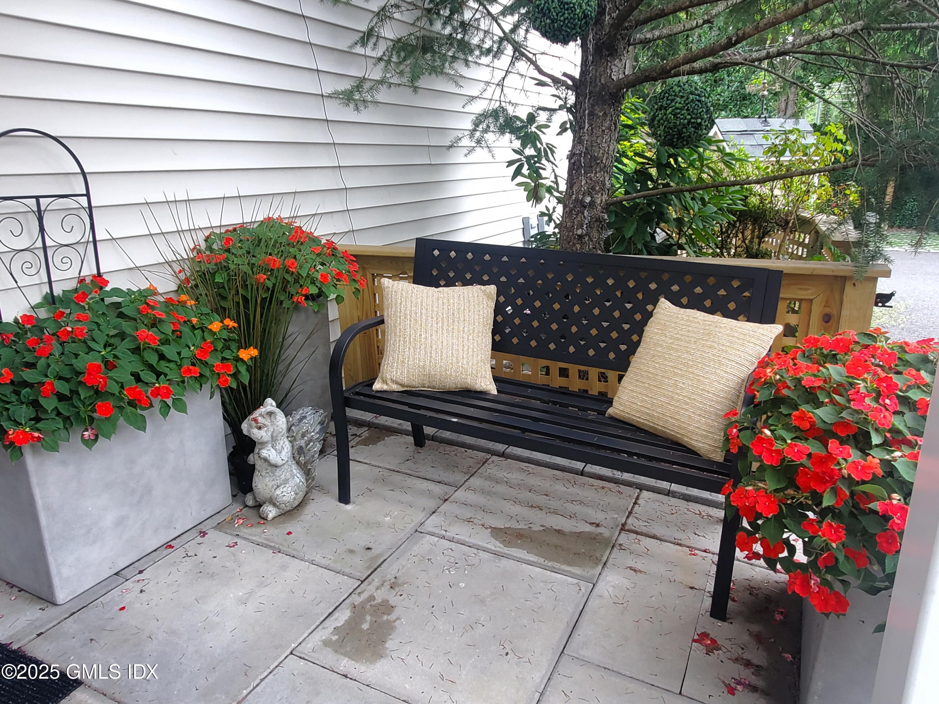 92 Valley Road, Unit A Cos Cob, CT 06807 - Photo 41 of 57 a outdoor space with sitting area
