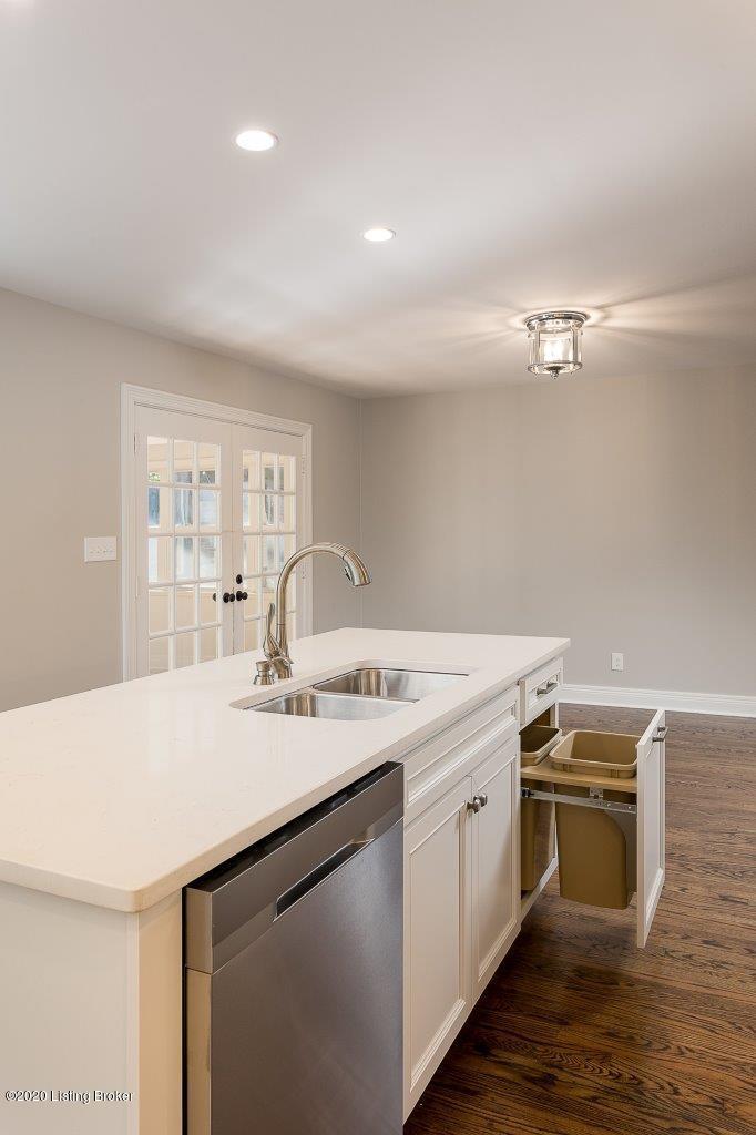 217 Choctaw Road Louisville, KY 40207 - Photo 12 of 41 013217 Choctaw Rd - INTERNET