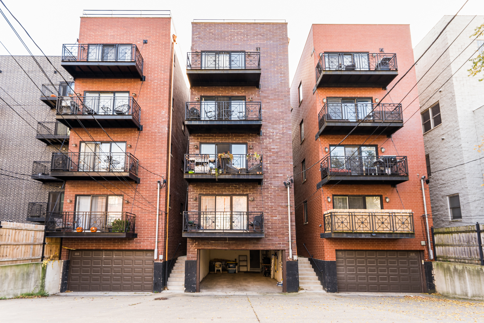 844 West Erie Street, Unit 1 Chicago, IL 60642 - Photo 37 of 37 a view of a brick building with many windows