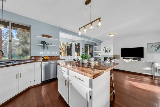 $1,499,000 | 2020 Canyon Lakes Drive, San Ramon, CA 94583