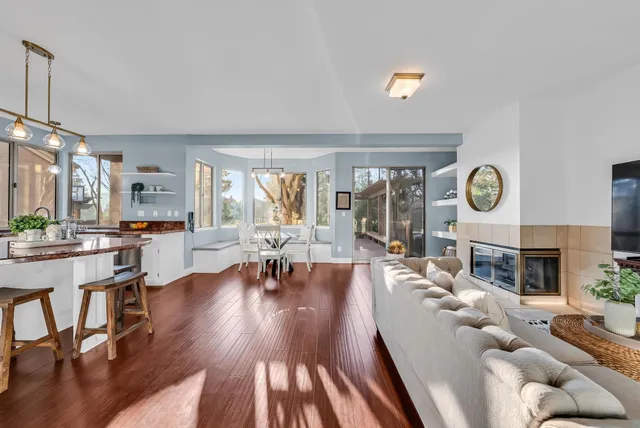 $1,499,000 | 2020 Canyon Lakes Drive, San Ramon, CA 94583