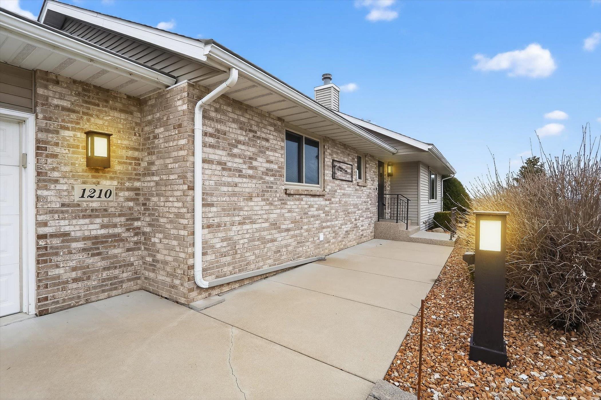 1210 Lake Summerset Road Davis, IL 61019 - Photo 11 of 55