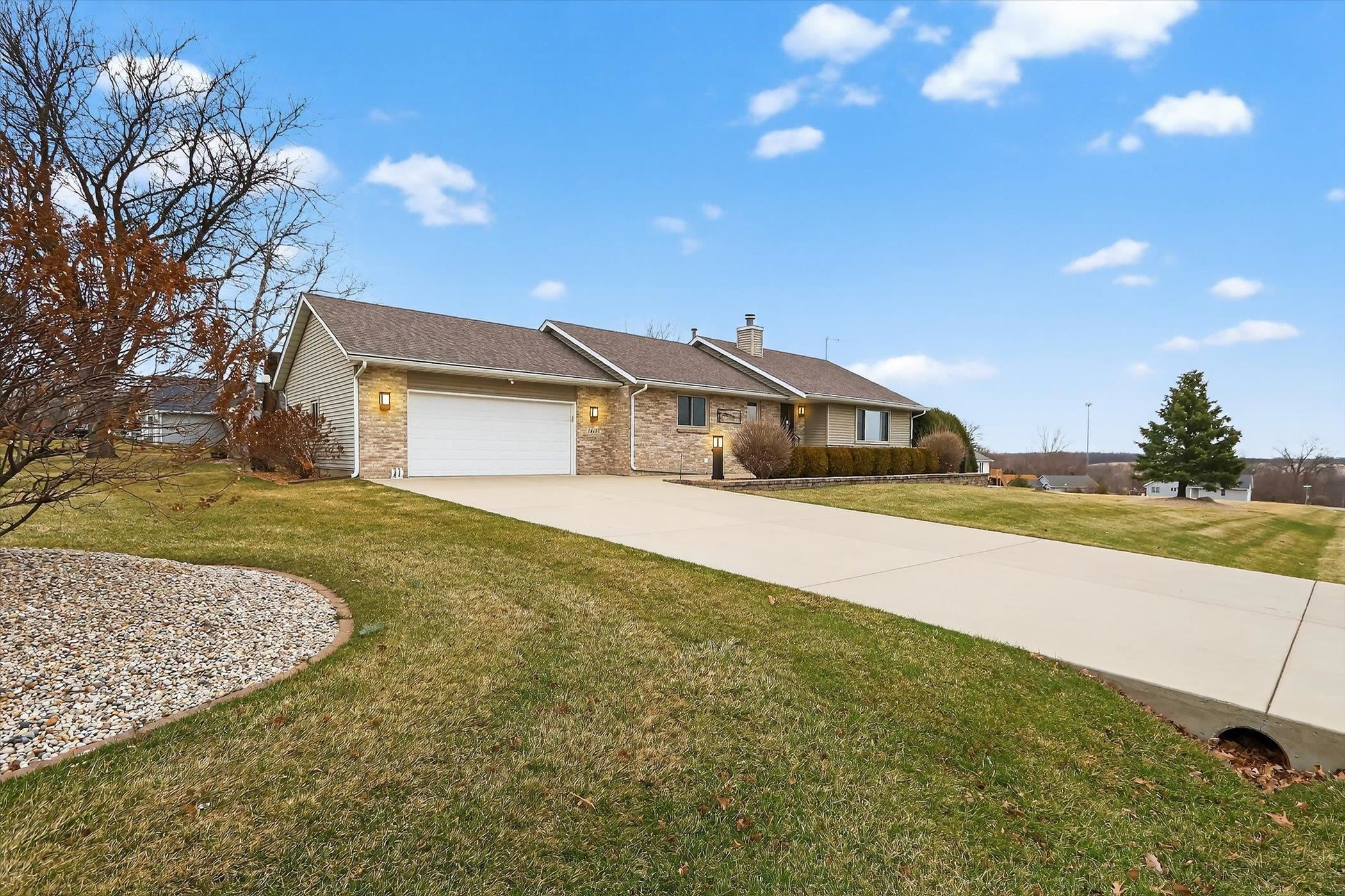1210 Lake Summerset Road Davis, IL 61019 - Photo 8 of 55