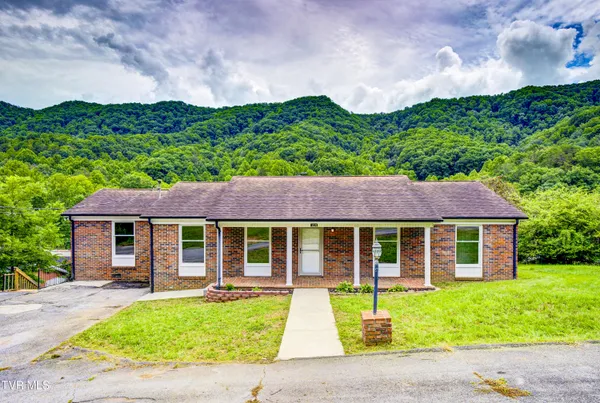 $259,900 | 109 Benton Drive, Gate City, VA 24251