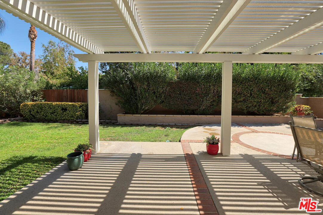 25802 Rana Drive Valencia, CA 91355 - Photo 25 of 32 Gallery Image 25