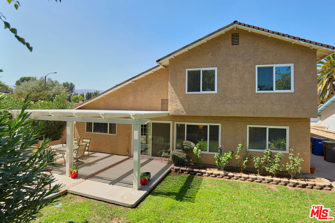25802 Rana Drive Valencia, CA 91355 - Photo 27 of 32 Gallery Image 27
