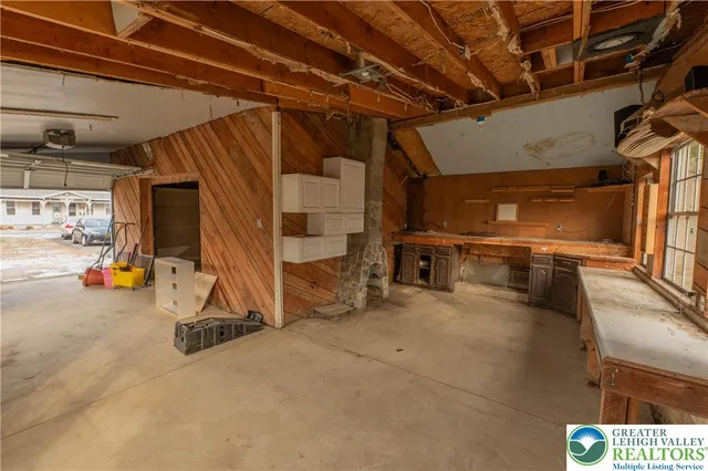 $315,000 | 3950 Main Road West, Emmaus, PA 18049