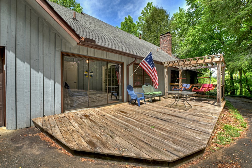 47 Harris Drive Blue Ridge, GA 30513 - Photo 31 of 56 Relaxing porch