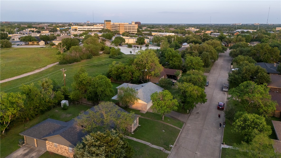 2303 Avon Street Bryan, TX 77802 - Photo 28 of 32