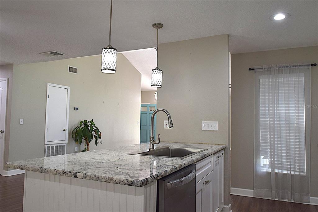 2009 Branch Tree Lane Brandon, FL 33511 - Photo 17 of 45