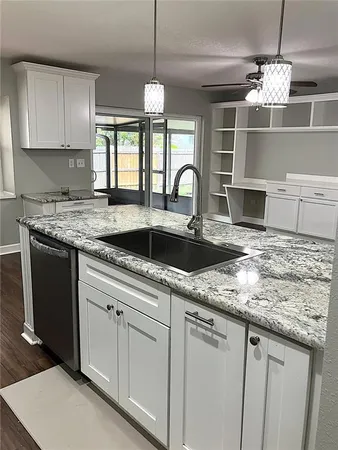 $2,595 | 2009 Branch Tree Lane, Brandon, FL 33511