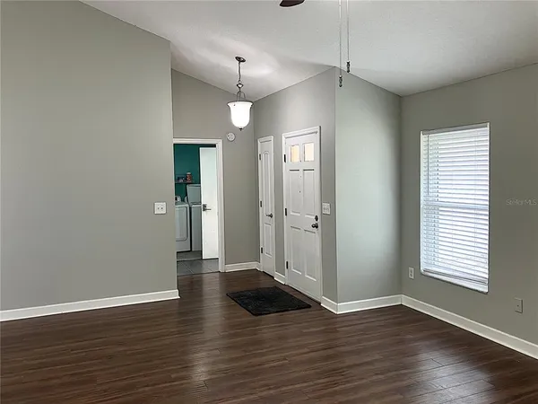 $2,595 | 2009 Branch Tree Lane, Brandon, FL 33511