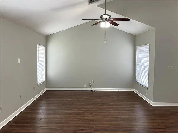 $2,595 | 2009 Branch Tree Lane, Brandon, FL 33511