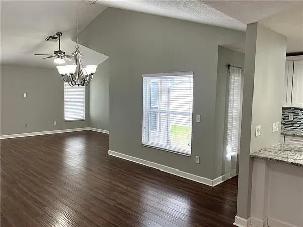 $2,595 | 2009 Branch Tree Lane, Brandon, FL 33511