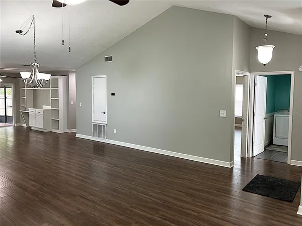 $2,595 | 2009 Branch Tree Lane, Brandon, FL 33511