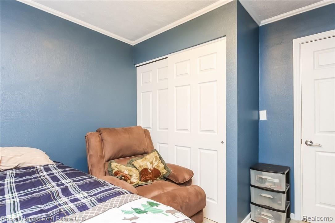 9983 Minx Road Temperance, MI 48182 - Photo 21 of 40 029-Bedroom-4977360-medium.jpg