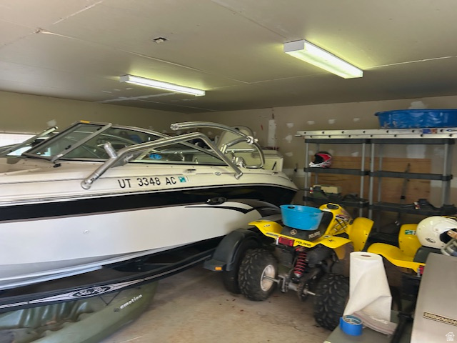 45720 Airport Road Fruitland, UT 84027 - Photo 12 of 22 View of garage