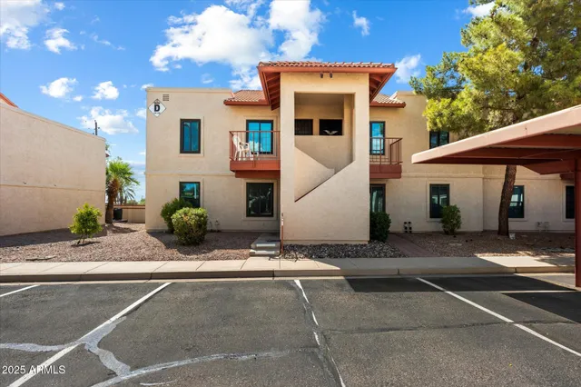 $169,000 | 455 South Delaware Drive, Unit 122, Apache Junction, AZ 85120