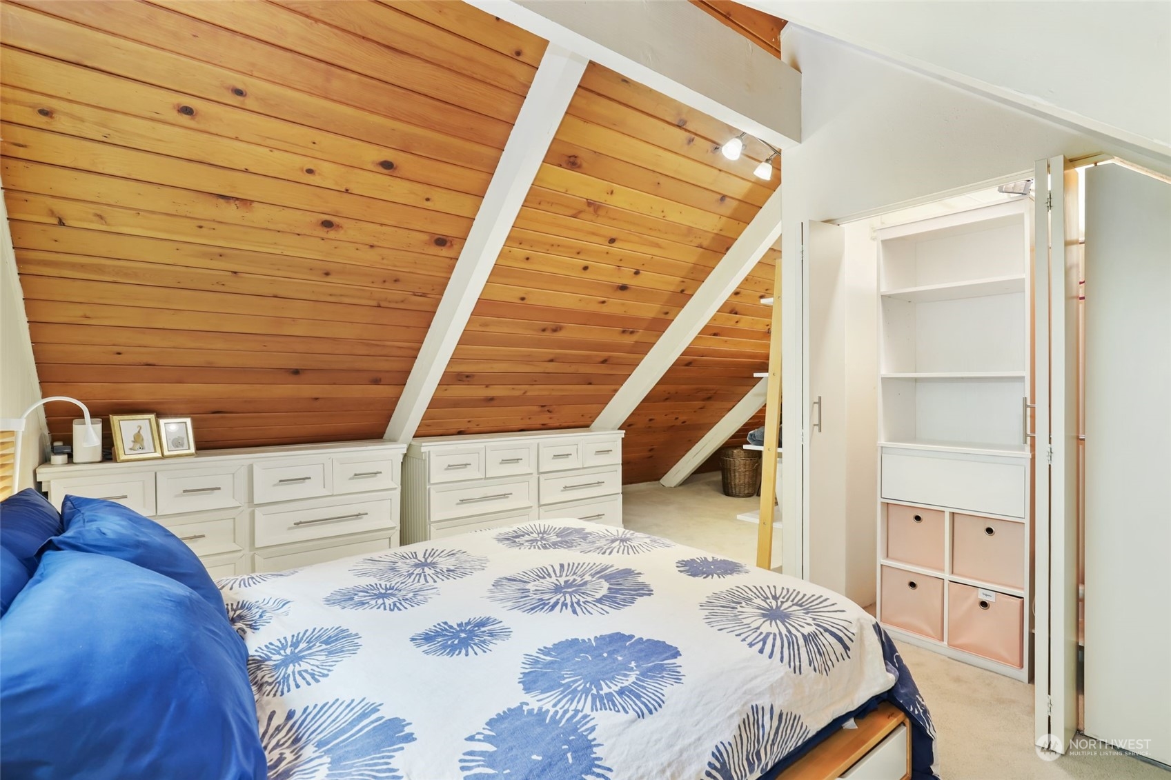 14630 200th Avenue Southeast Renton, WA 98059 - Photo 21 of 40 a bed room with a bed and a window
