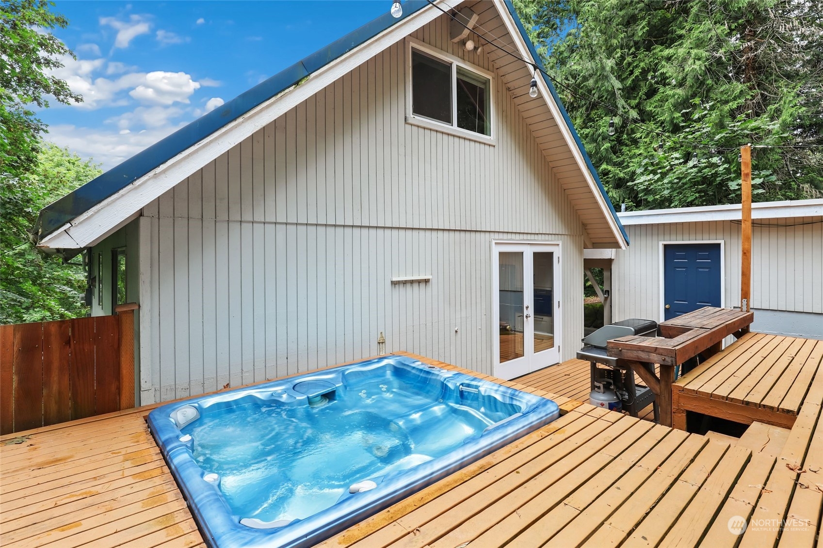14630 200th Avenue Southeast Renton, WA 98059 - Photo 25 of 40 a backyard of a house with seating space