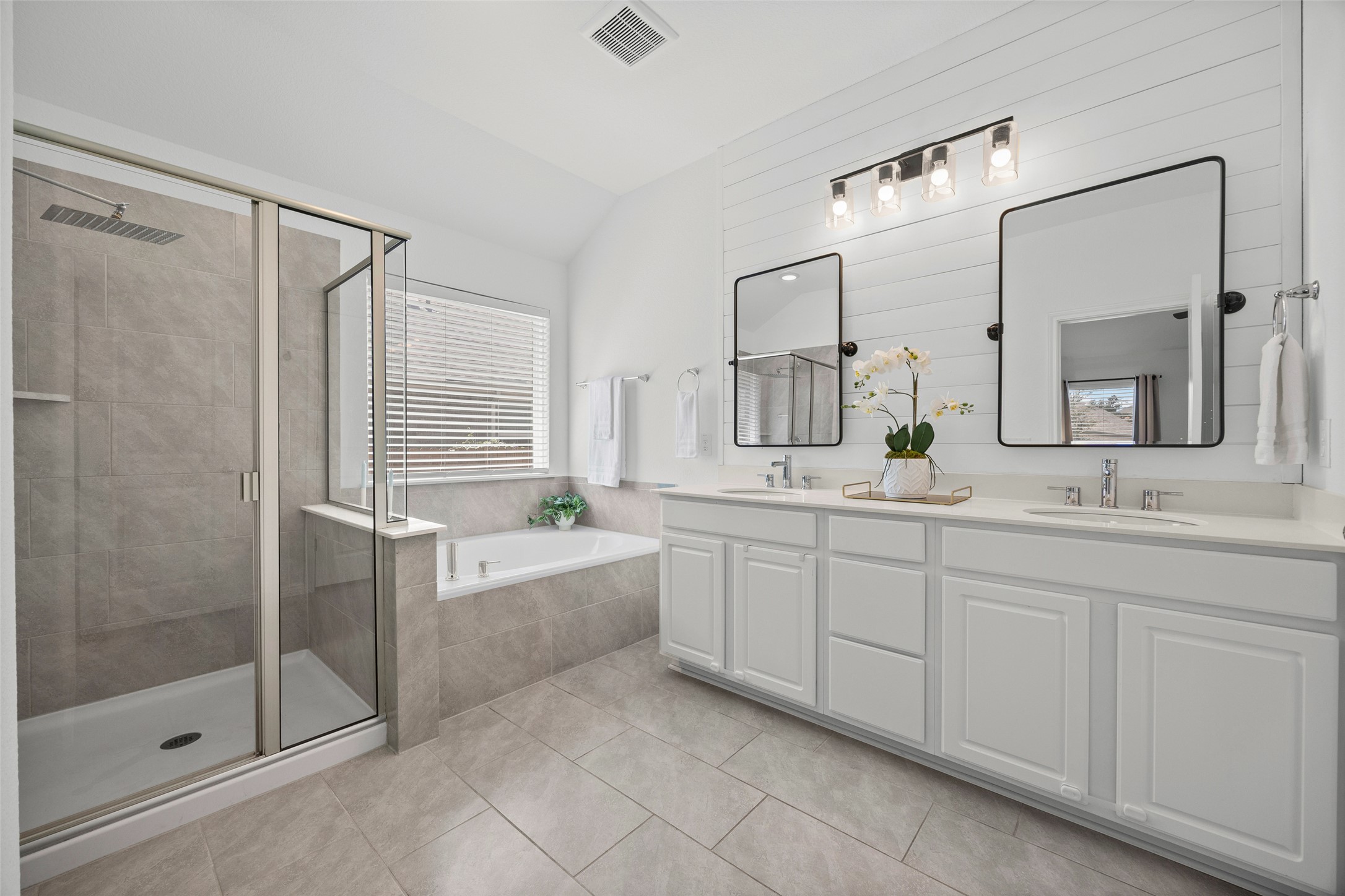 3815 Park Point Path Round Rock, TX 78681 - Photo 16 of 31 Gallery Image 16