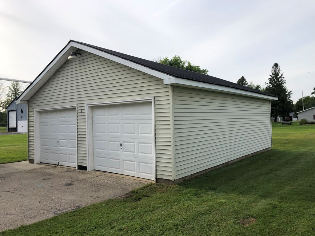 32 Clinton Street Rouses Point, NY 12979 - Photo 15 of 16 Gallery Image 15