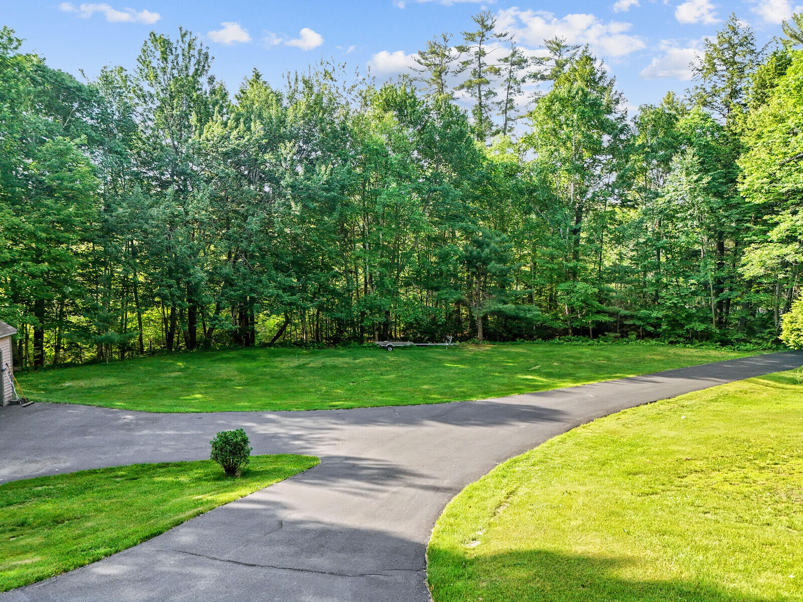 543 Castle Island Road Rome, ME 04963 - Photo 46 of 56 PAVED DRIVEWAY
