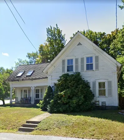 $300,000 | 174 West Broadway, Gardner, MA 01440