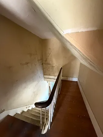 $300,000 | 174 West Broadway, Gardner, MA 01440