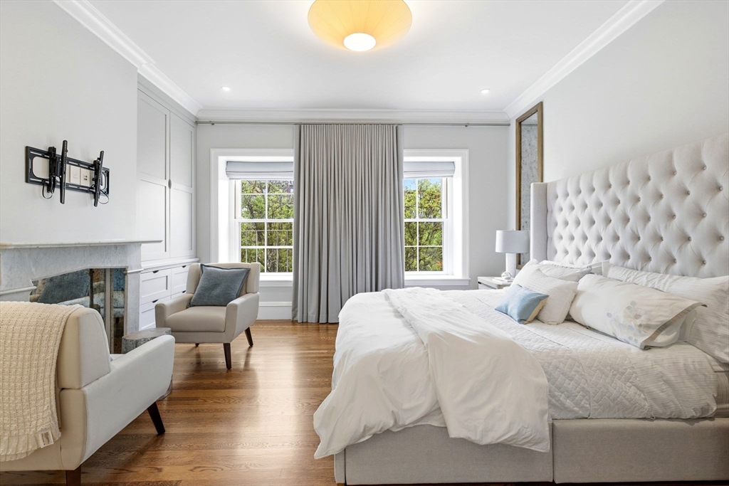 321 Beacon Street Boston, MA 02116 - Photo 11 of 22