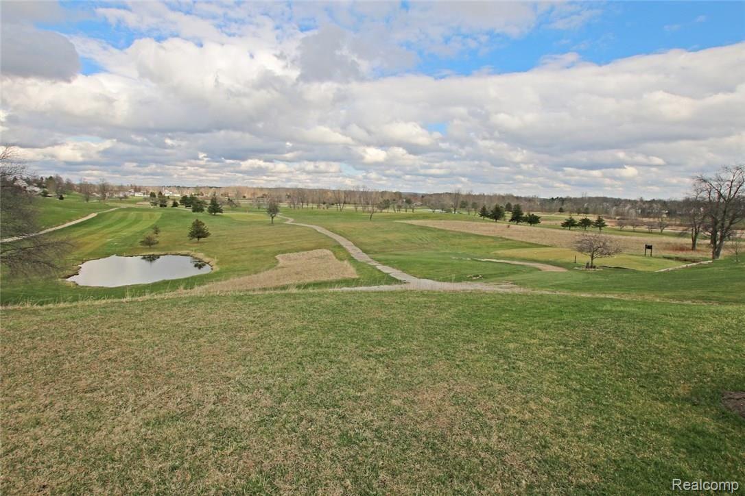 9488 Hegel Road Goodrich, MI 48438 - Photo 40 of 42 40) Golf Course.jpg