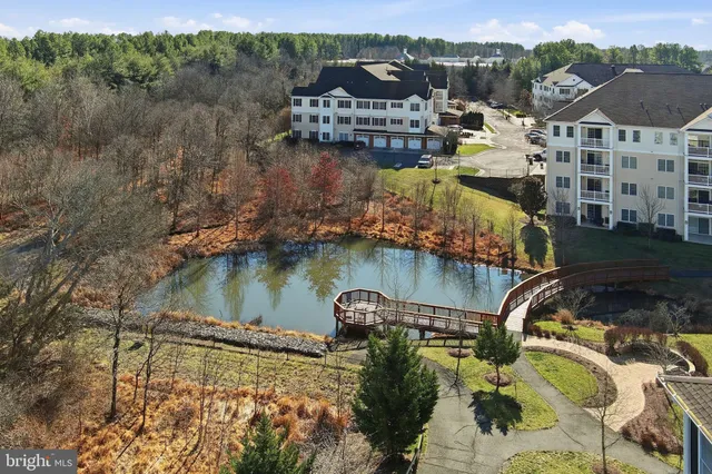 $460,000 | 15110 Heather Mill Lane, Unit 305, Haymarket, VA 20169