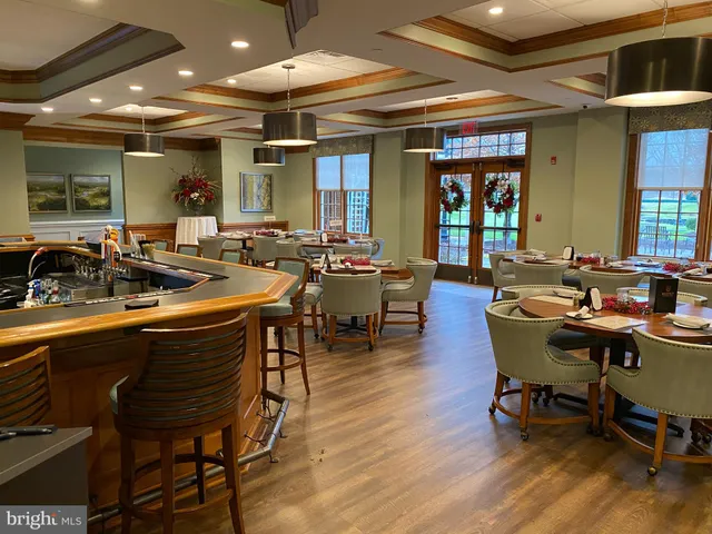 $460,000 | 15110 Heather Mill Lane, Unit 305, Haymarket, VA 20169