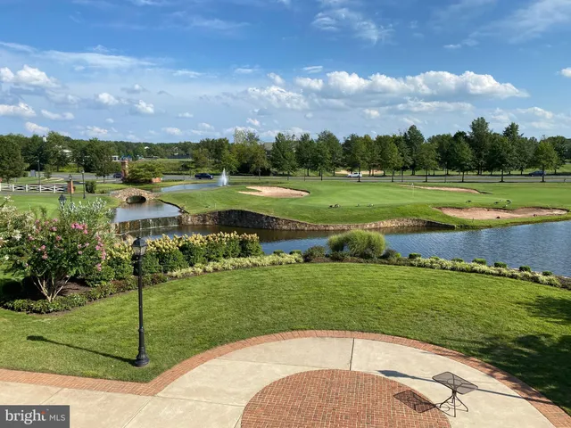 $460,000 | 15110 Heather Mill Lane, Unit 305, Haymarket, VA 20169