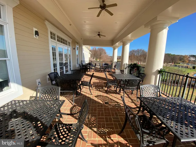 $460,000 | 15110 Heather Mill Lane, Unit 305, Haymarket, VA 20169