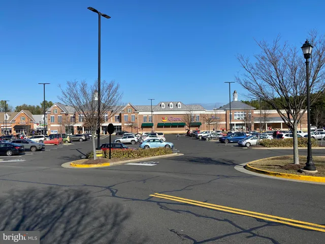 $460,000 | 15110 Heather Mill Lane, Unit 305, Haymarket, VA 20169