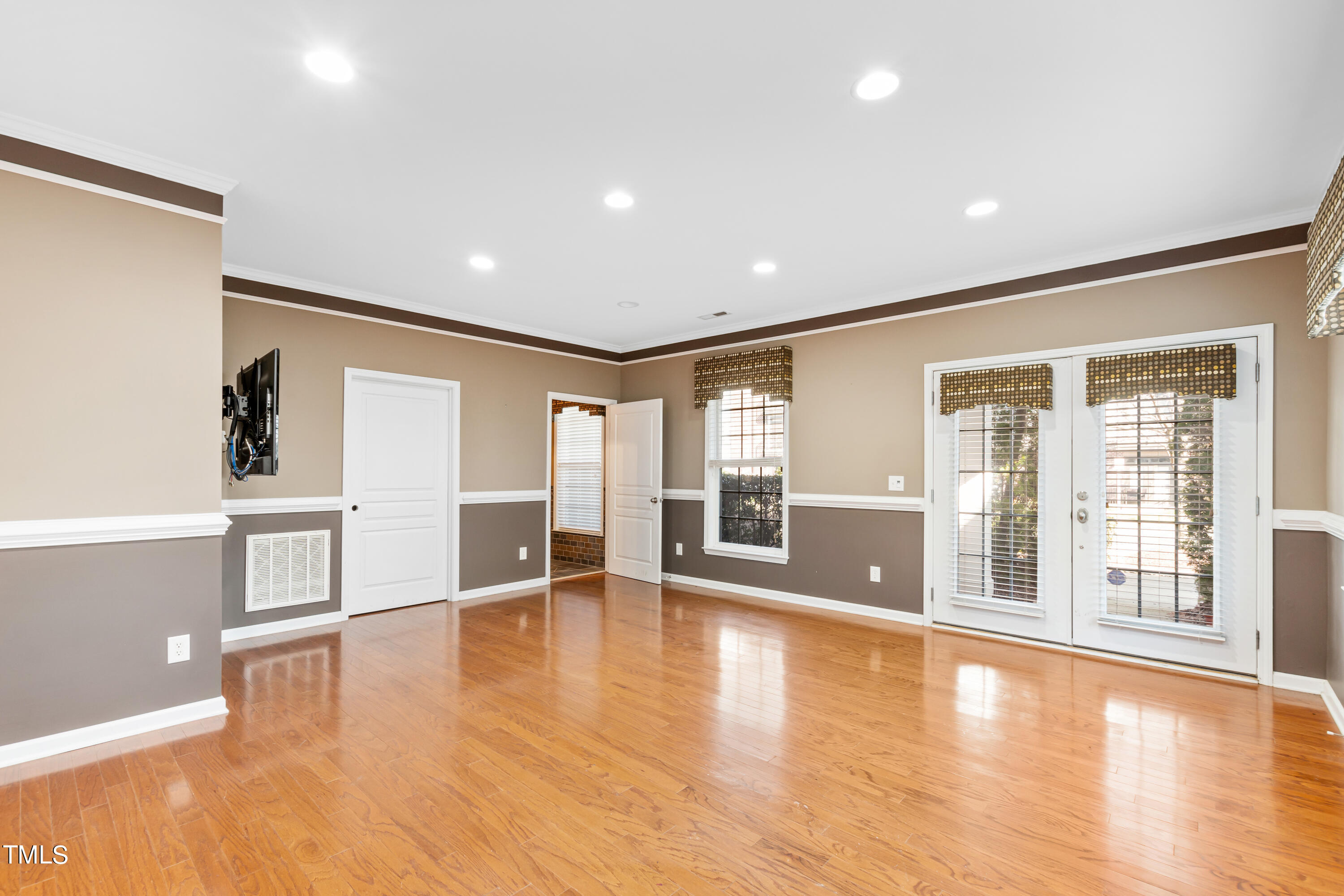 9162 Wooden Road Raleigh, NC 27617 - Photo 23 of 39 21 Office