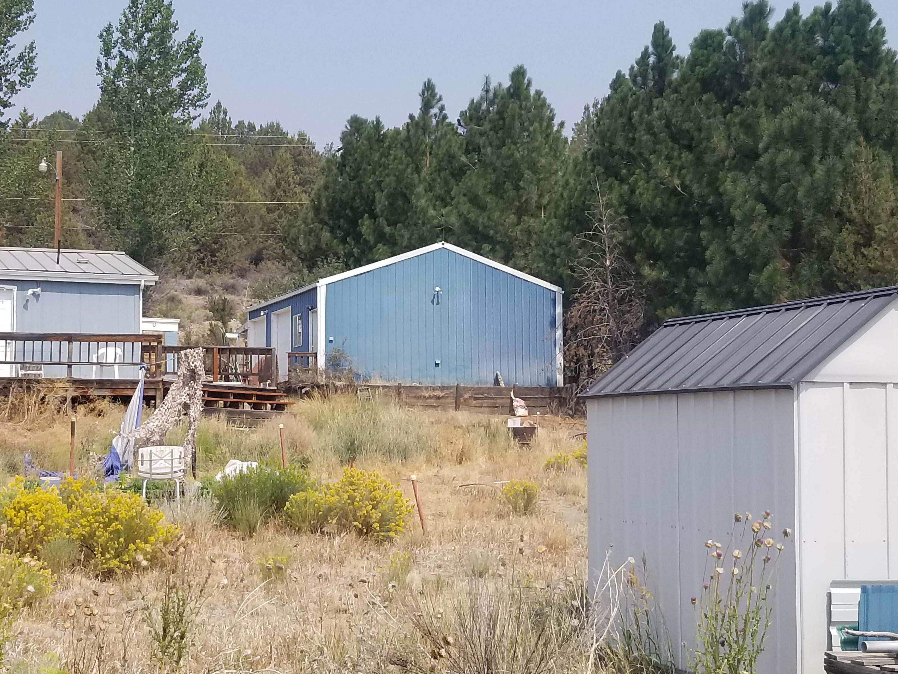 30852 Drews Road Chiloquin, OR 97624 - Photo 32 of 49 32